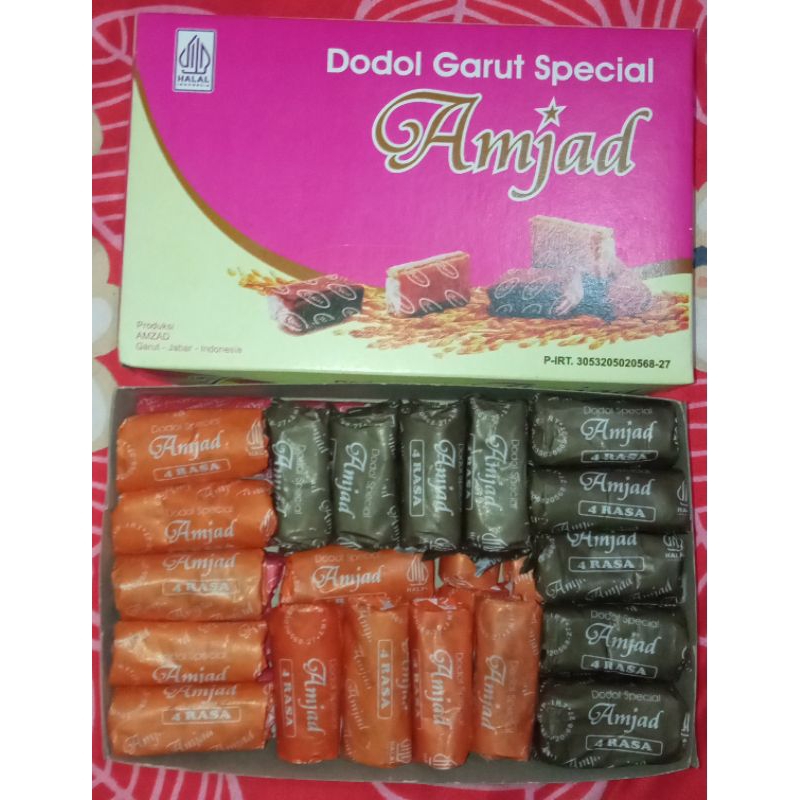 

Dodol Garut rasa Durian mix Cokelat 1 kg (oleh-oleh khas Garut)