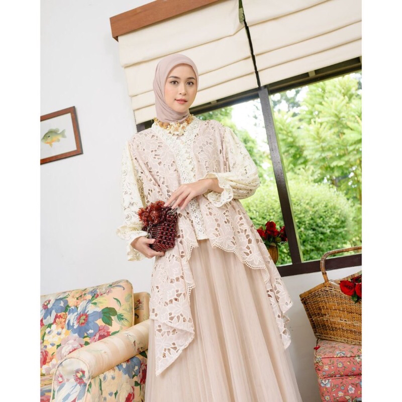Ready Stock - New Amale Outer Cream Brand Haidee & Orlin All size