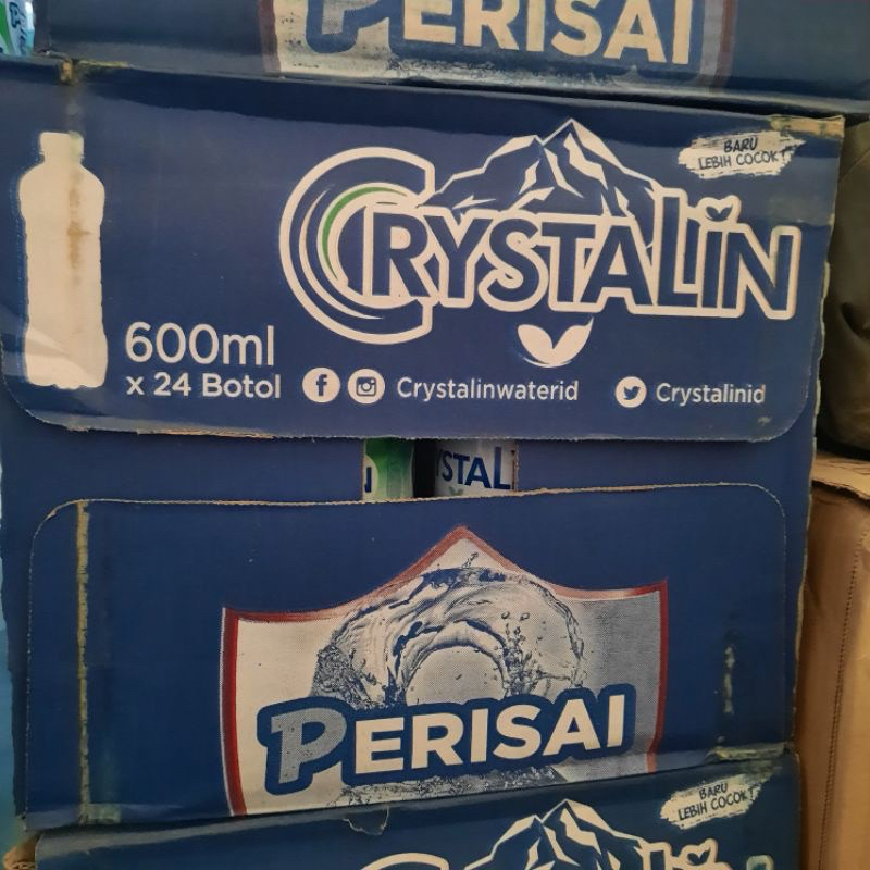 

CRYSTALIN Air minum dalam kemasan crystalin 600ml x 24btl /dus