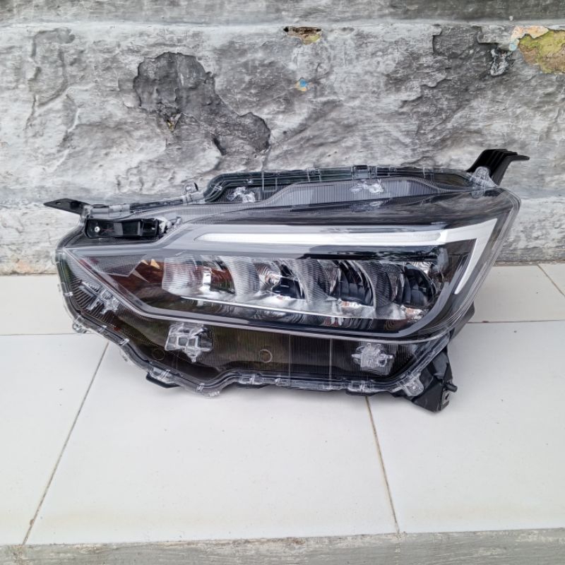Headlamp Toyota Agya 2023 Original