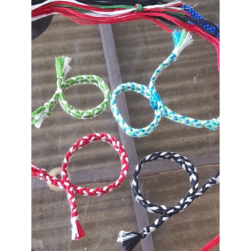 Gelang benang couple