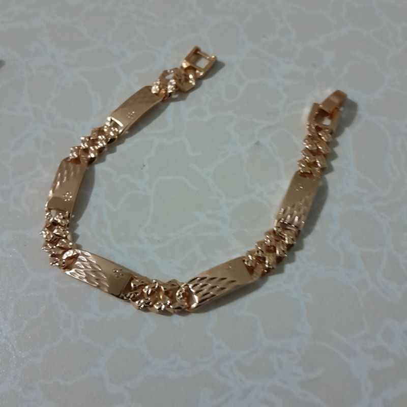 Gelang rantai plat gold wanita