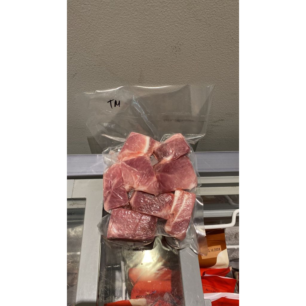 

Bakut Tulang Muda Premium,