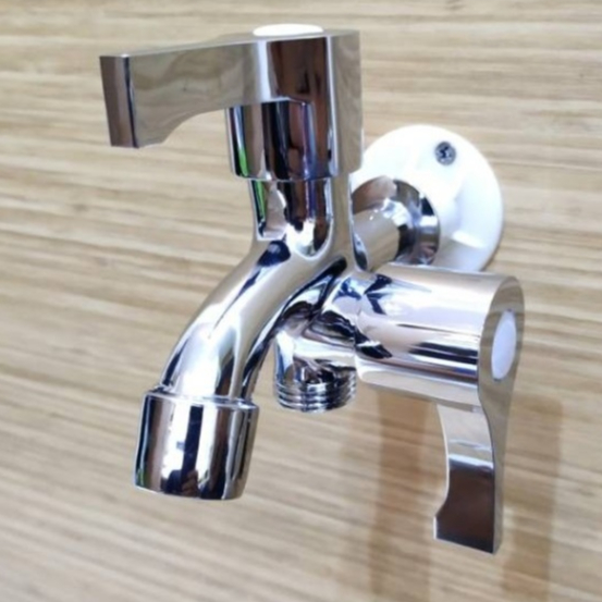 Kran Air Keran Cabang Shower Double Handel Engkol ESTONIA Chrome