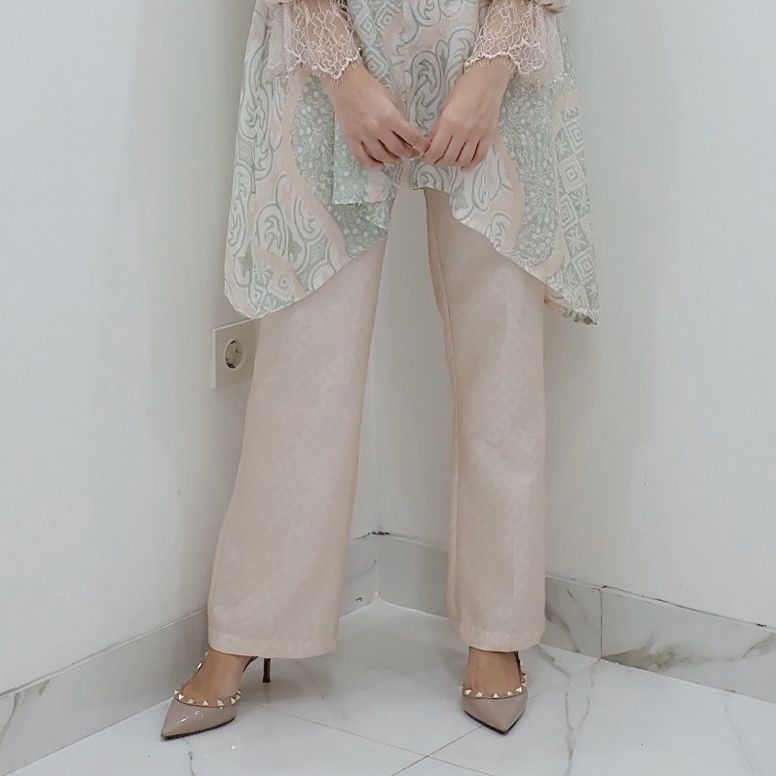 BEST SELLER Audy Celana Semi Cutbray Viscose HANYA CELANA SAJA by SARAH THE LABEL