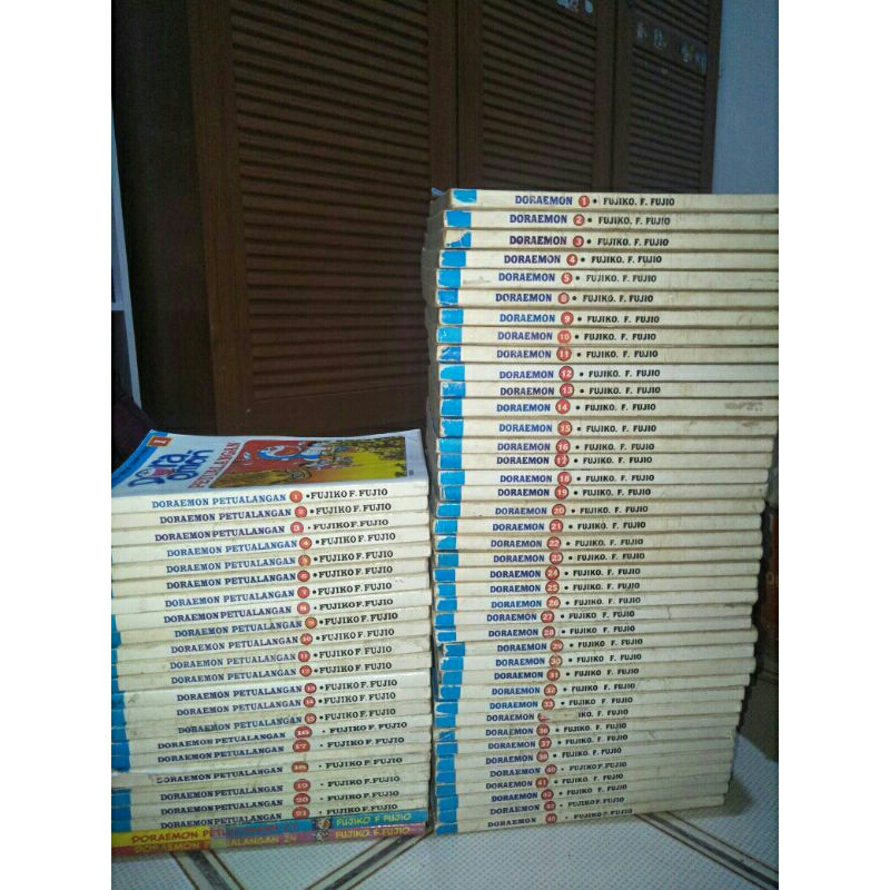Komik Doraemon vol 1-45 set dan petualangan vol 1-23 set kolpri