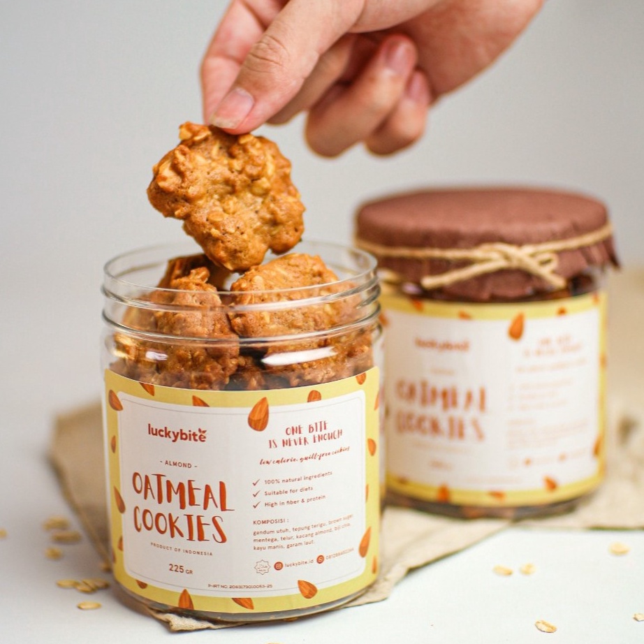 

Splash Oatmeal Cookies Almond 225 gr LUCKYBITE