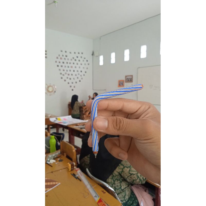 

seni bolpen habis bengkok arah jam set 3 unik dan langka