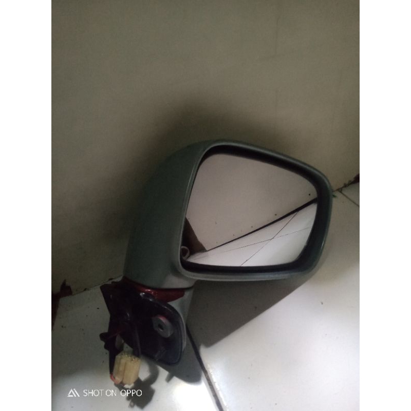 spion mobil suzuki aerio sebelah kanan