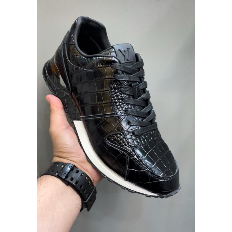 Sepatu Sneaker LV black  # SLV-45 branded mirror quality 1:1 original