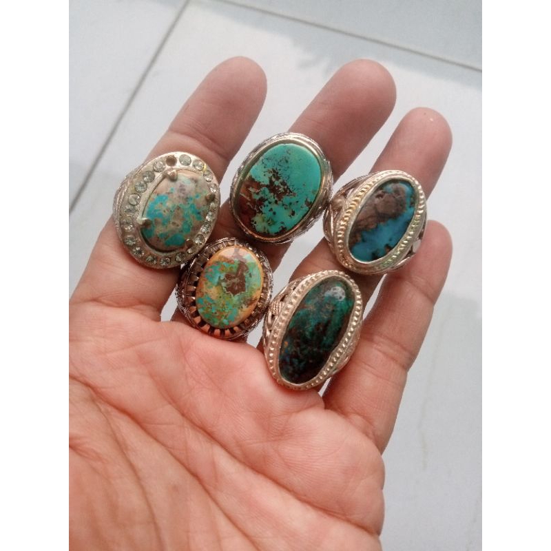 Borongan Natural Pirus Persia