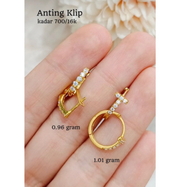 anting jepit swarozki hadiah mewah emas aslj kadar 700 anting klip
