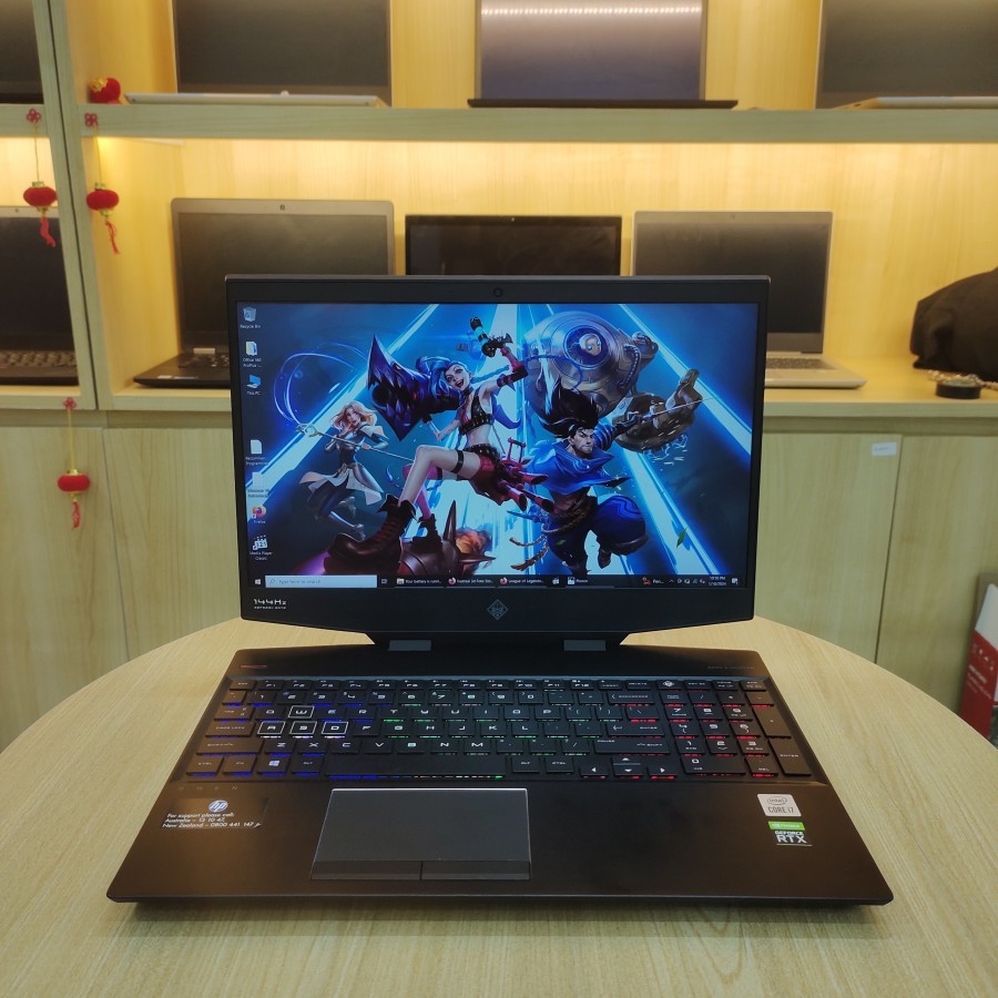 HP OMEN 15 RTX 2070 Core i7 Gen 10 RAM 32 SSD 512 Gaming