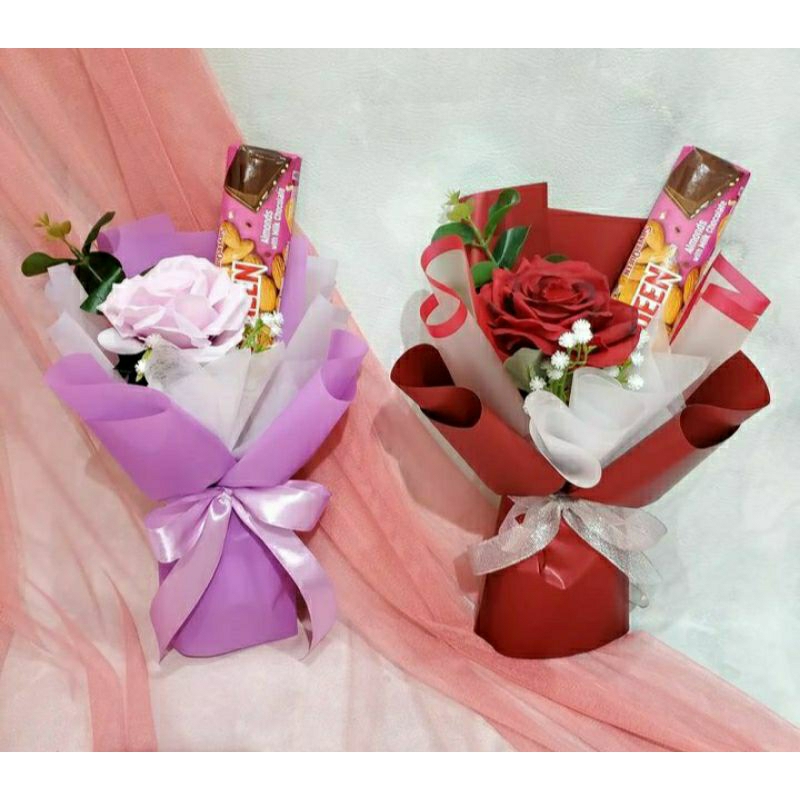 

buket coklat / silverqueen / buket murah / kado / valentine / ulang tahun