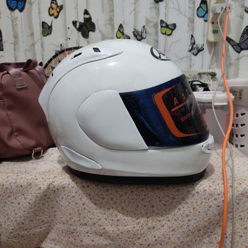 helm ala arai putih