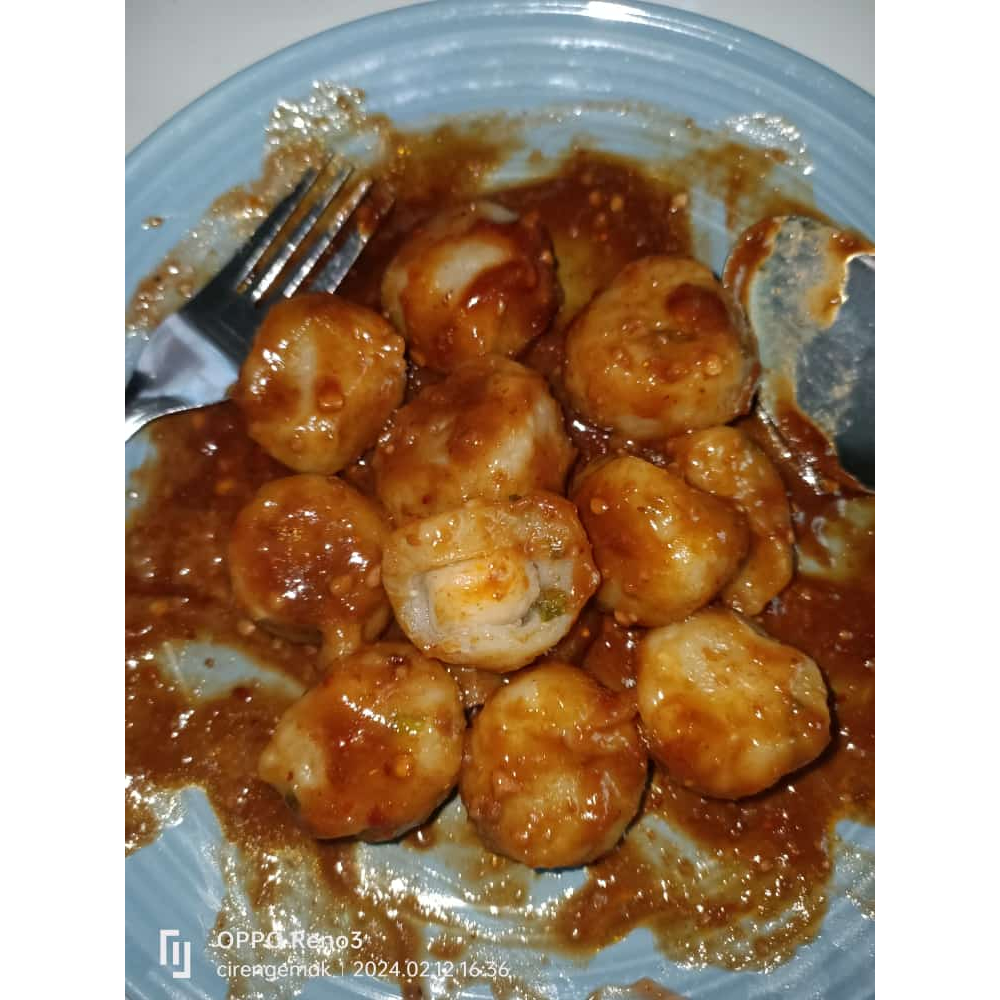 

Cilok Jando (cilok isi lemak sapi)