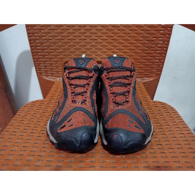 Sepatu Gunung Trail Running Treksta No 41