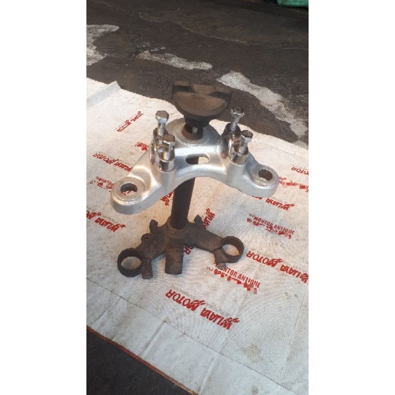 T Segitiga Atas Bawah HONDA CB160 CB 160 CB125 Twin CB 125 Ori 2nd