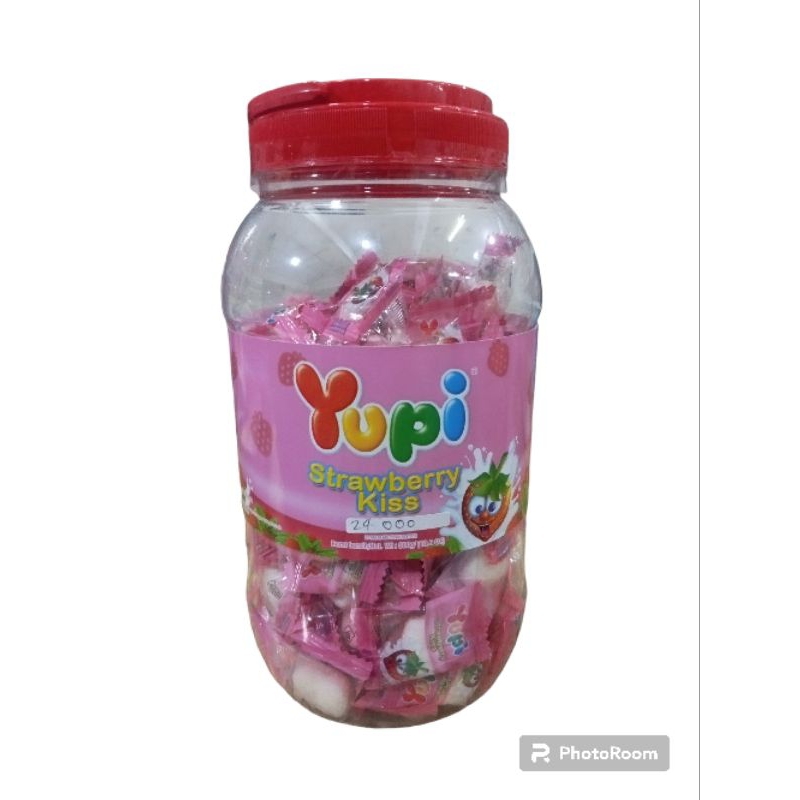 

yupi strawberry toples 300grm