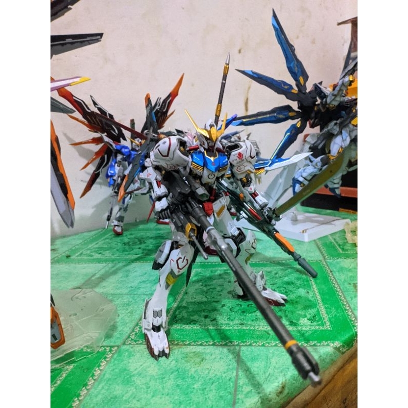 MG Barbatos 1/100 Bandai