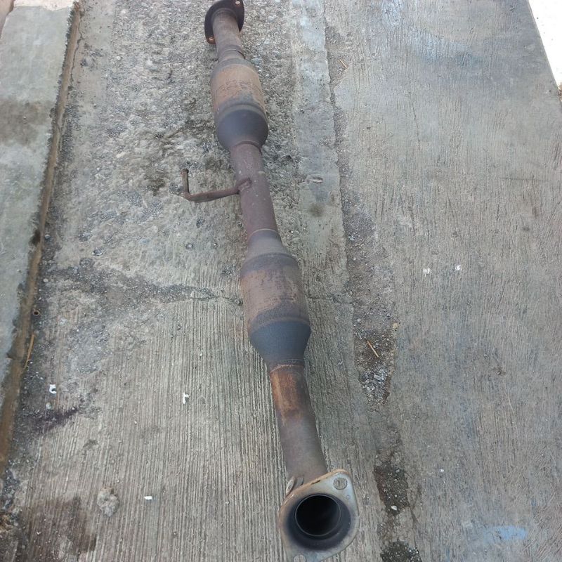 katalis knalpot innova, fortune, hilux bensin bekas copotan
