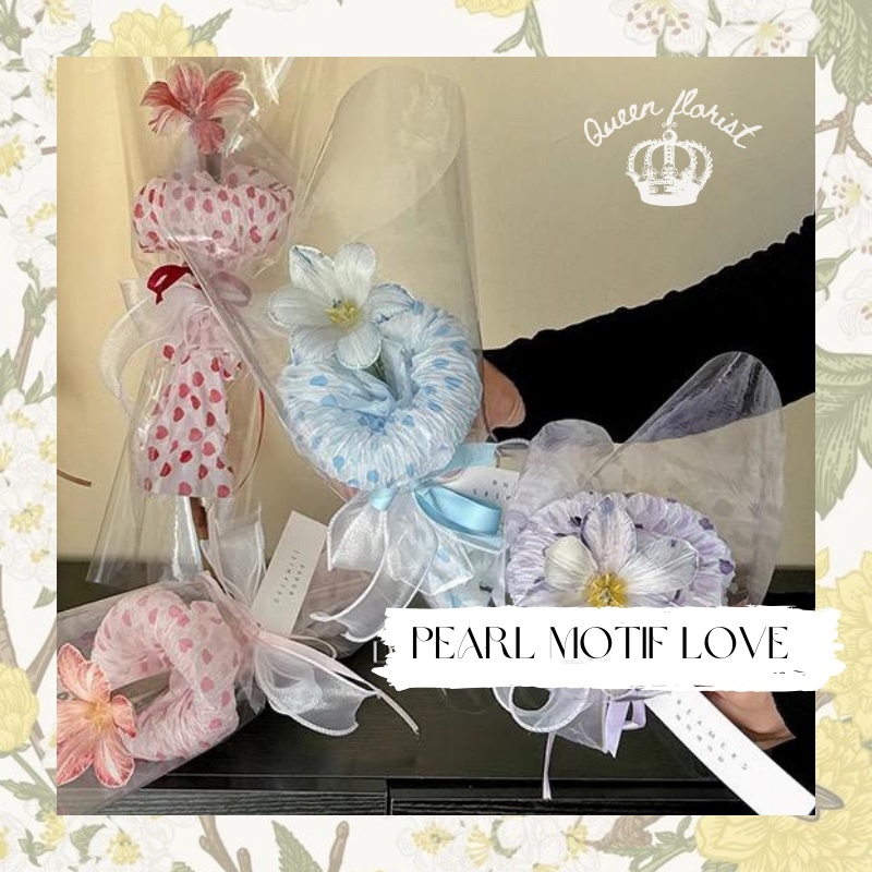

PEARL PAPER MOTIF LOVE FLOWER WRAPPING KERTAS KERANG CRINKLE KERTAS MUTIARA BUKET BUNGA WISUDA