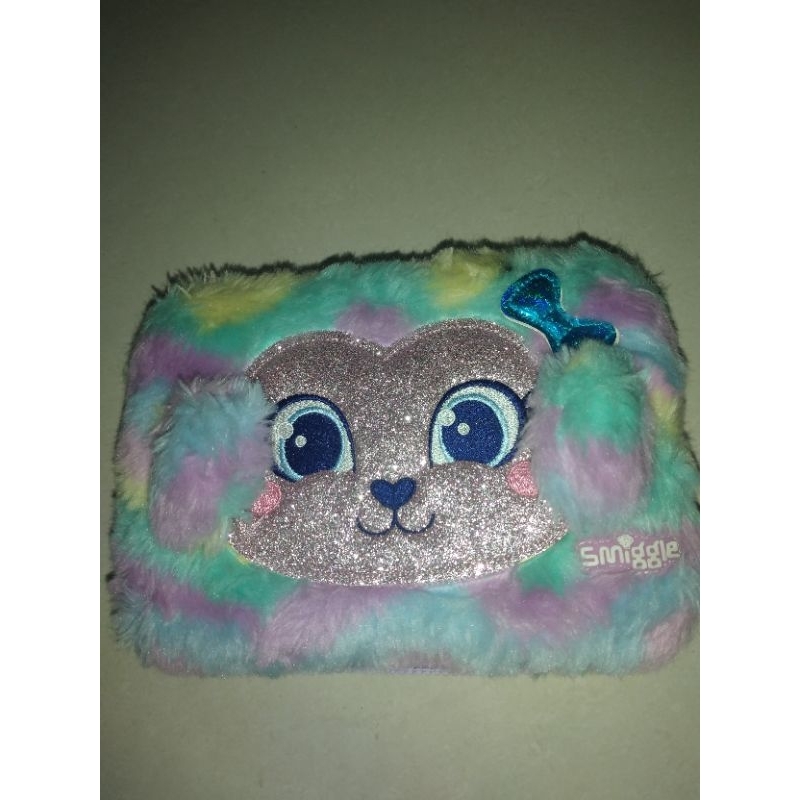 

Smiggle pencil case