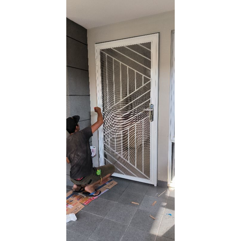 pintu kawat nyamuk