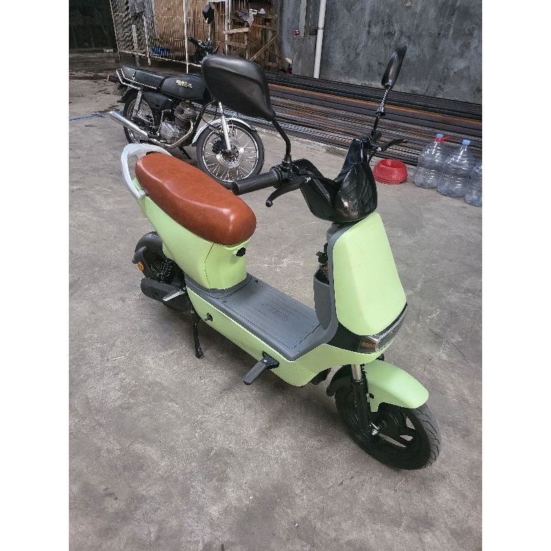 U-winfly uwinfly sepeda listrik D8S mulus hijau second preloved