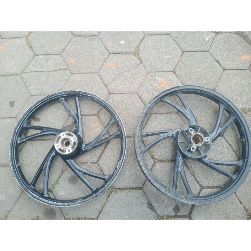 velg suzuki axelo dd ori lepasan