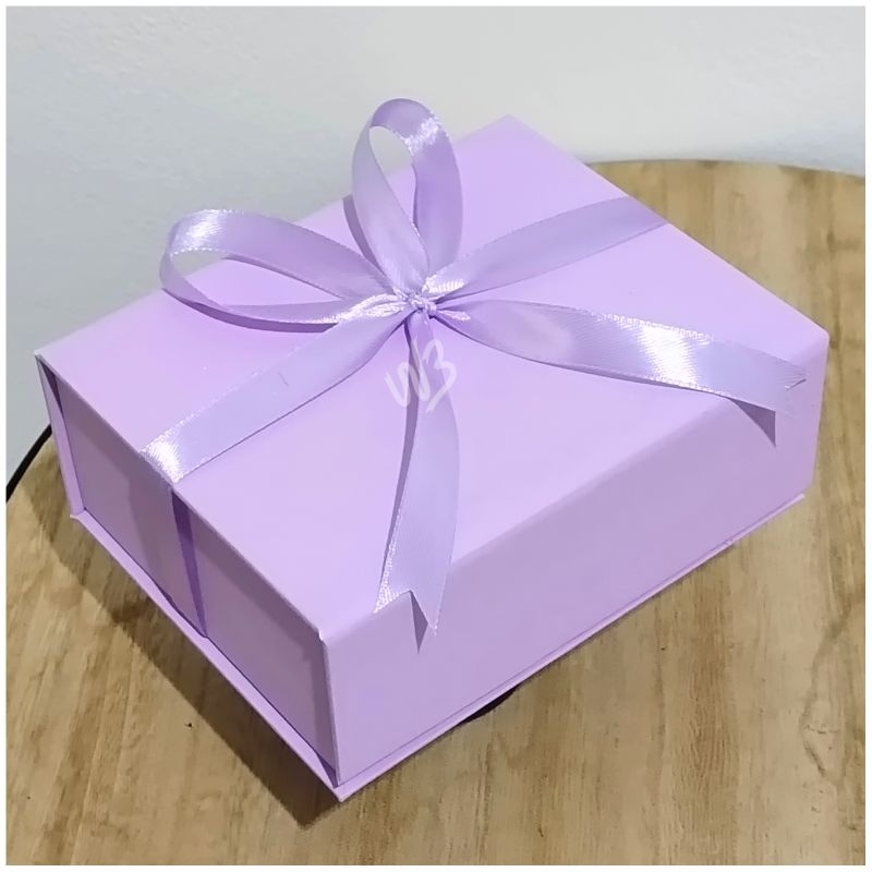 

Kotak Dompet Magnet Pita | Hard Box | Gift Box Simple Exclusive
