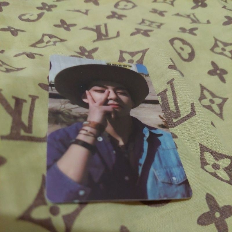 ( UnOfficial High Quality ) BTS " BUTTER " LUCKY DRAW PHOTOCARD M2U Kim Taehyung