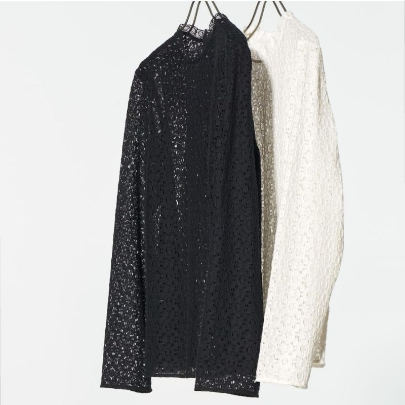 UNIQLO BLUS RENDA LENGAN PANJANG UNTUK WANITA