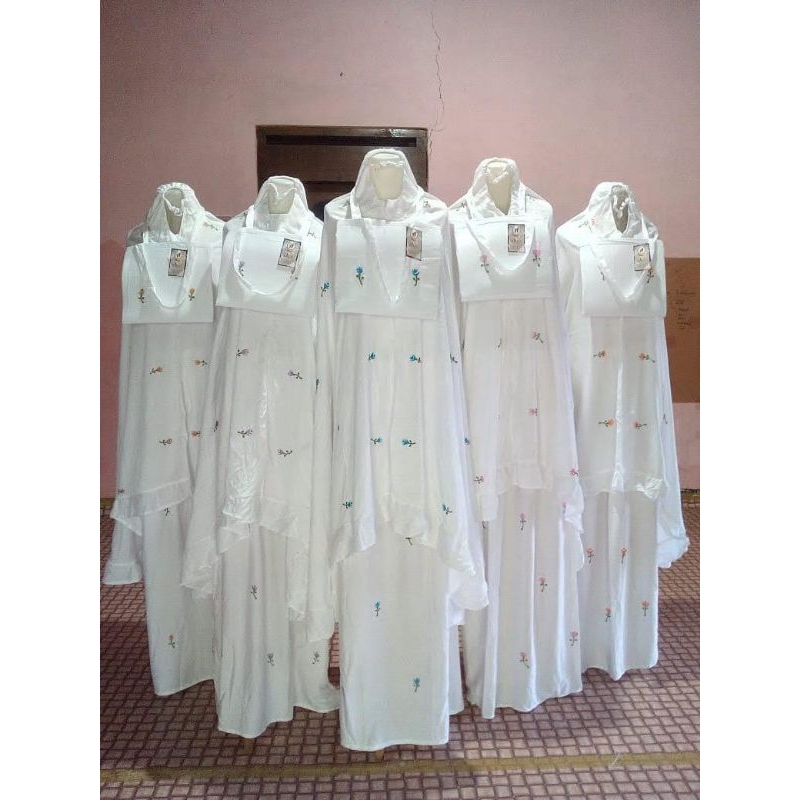 Mukena bali seribu bunga putih