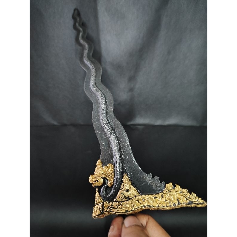 Keris nogo Rojo Kinatah