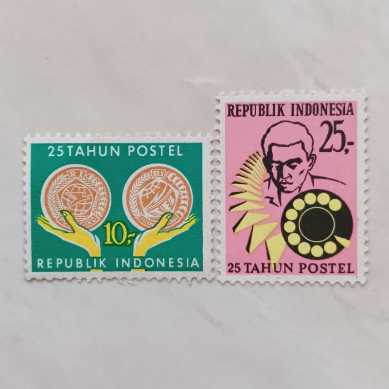 

(AB) Perangko Indonesia 1970 25 Tahun Postel (Pos dan Telekomunikasi Indonesia) Set Lengkap 2 pcs Mint