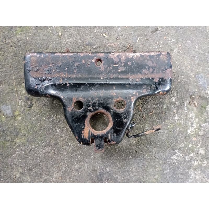 Breket Pangkon jok Honda Prima kunci jok sadel Honda Astrea Prima Astrea Star original