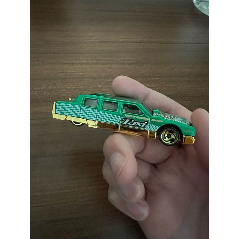 Hotwheels Jadul Lawas 1990 Taxi Limozeen Turbo Limousine Green Gold Hot Wheels Loose Diecast