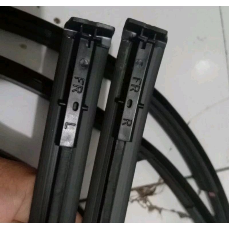 KARET ROOF ATAP MOBIL AVANZA ALNEW DAN XENIA ORIGINAL