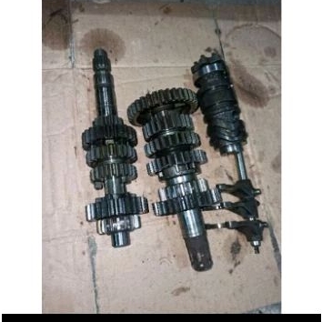 Rasio set R15 V2 / X-bre 6 speed original copotan motor