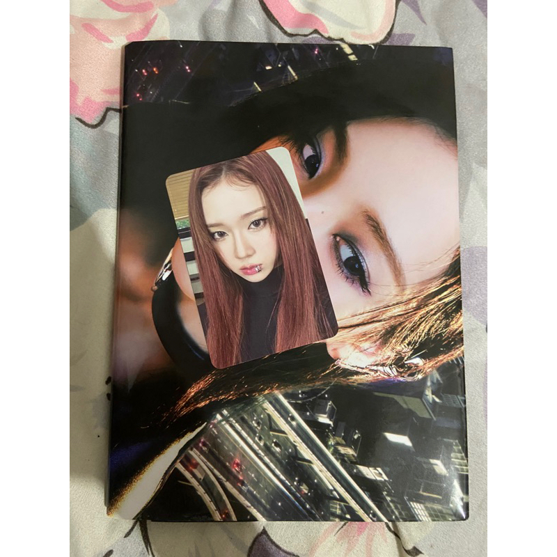 AESPA DRAMA GIANT VER KARINA, WINTER PHOTOCARD UNSEALED.