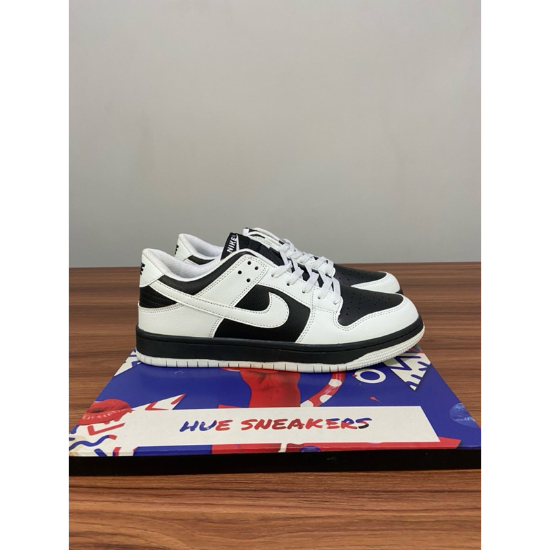 sepatu nk sb dunk white black