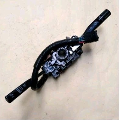 saklar lampu sen feroza/rocky independent turn switch feroza/rocky independent