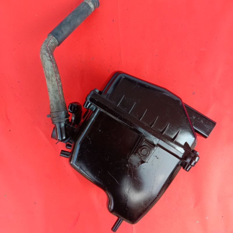 Box filter udara yamaha vixion new. Vixion new  injeksi. Original
