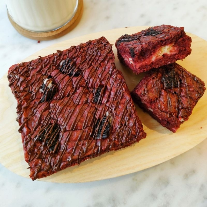 

– FUDGY BROWNIES RED VELVET CREAM CHEESE PREMIUM | BROWNIES PANGGANG KUE ULANG TAHUN BIRTHDAY CAKE | BENTO CAKE KOREAN CAKE
