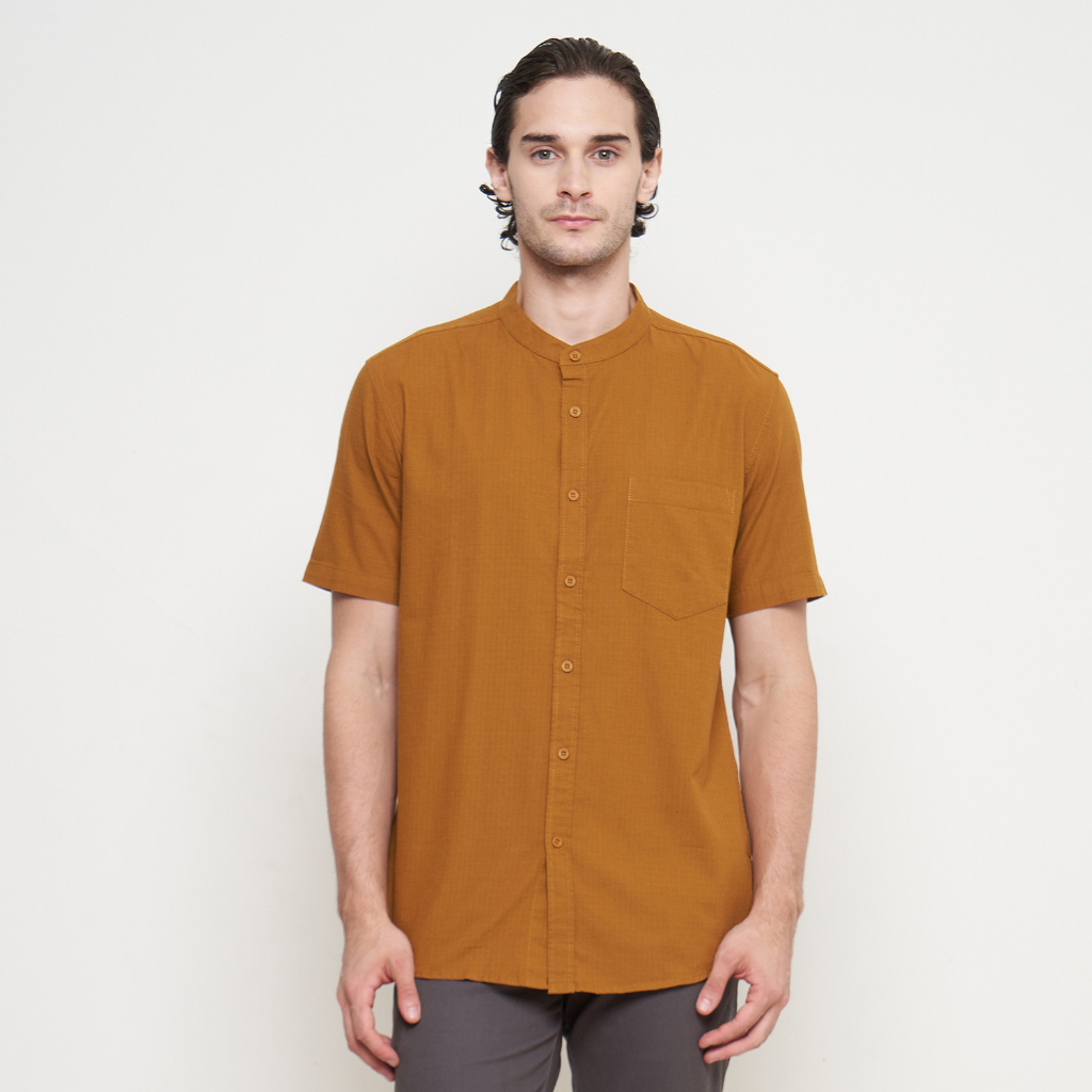 GABRIELLE KEMEJA KOKO PRIA LENGAN PENDEK REGULAR FIT BBDC411P0124