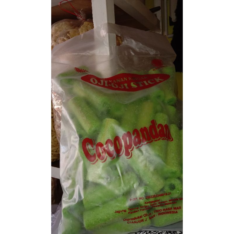 

Oji Oji Stick 500gr Kolor ijo cocopandan / Momogi kopyor