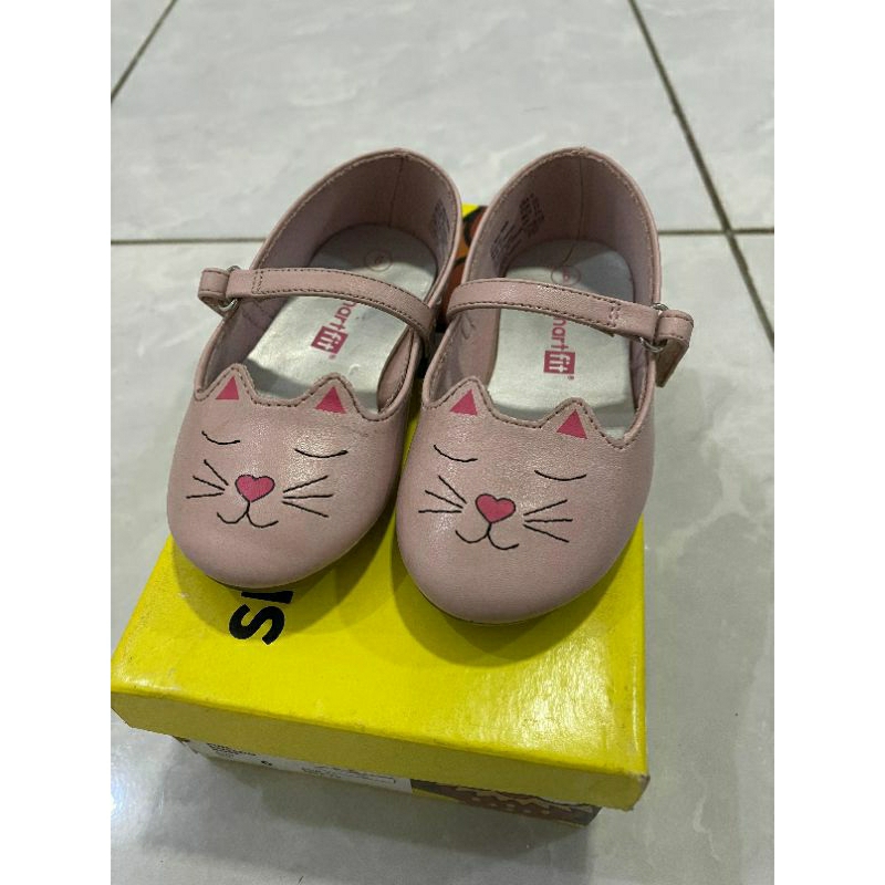 SEPATU ANAK CEWEK PEREMPUAN Smart Fit (PRELOVED)