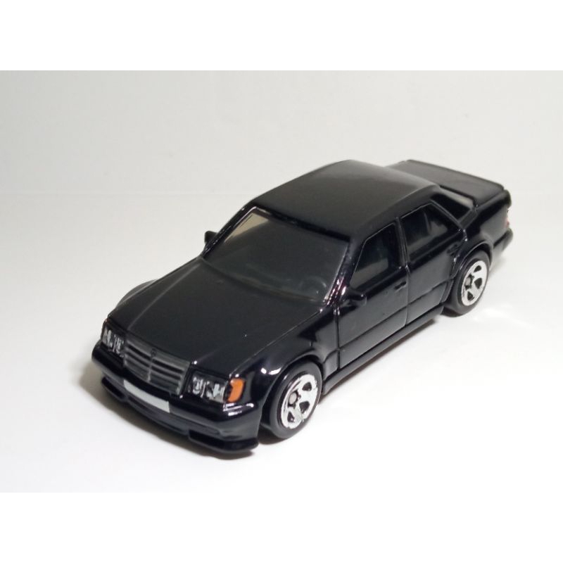HOTWHEELS MERCEDES-BENZ 500E HITAM