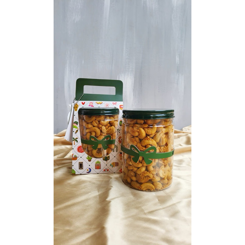 

CYA - HAMPERS EID MUBARAK KACANG METE UTUH HOMEMADE RASA BAWANG ASIN